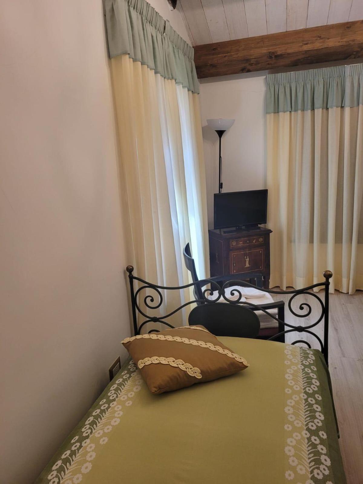 Resort Restaurant Villa Berta 新塞韦里诺马尔凯 外观 照片