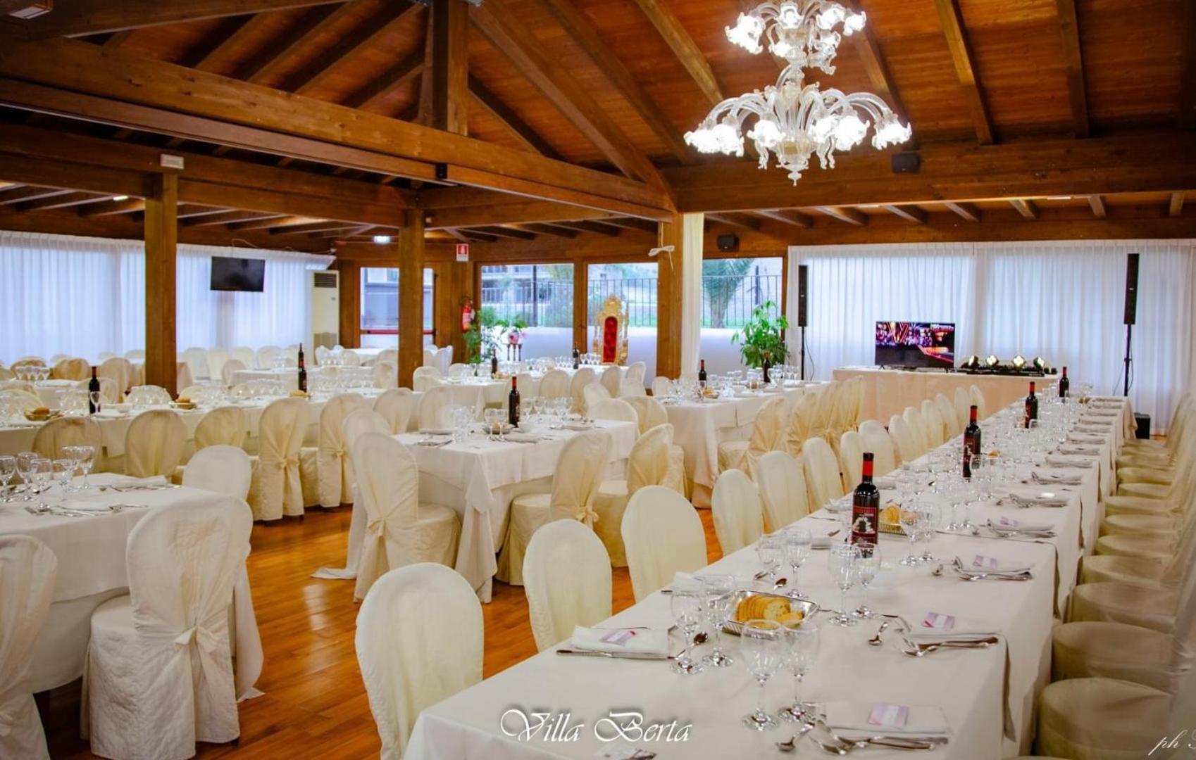 Resort Restaurant Villa Berta 新塞韦里诺马尔凯 外观 照片